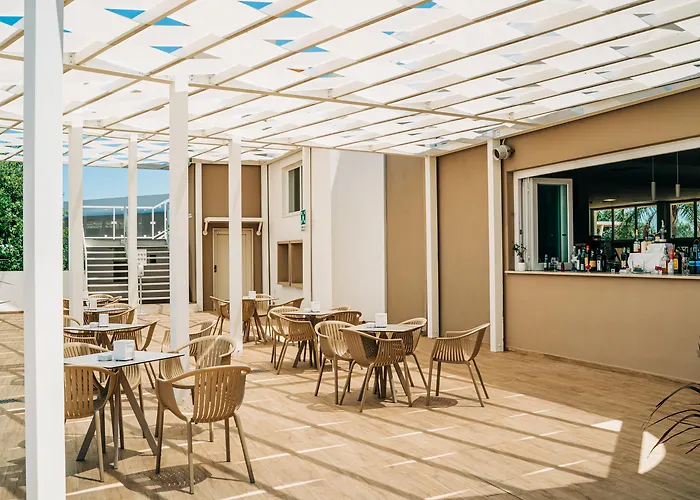 Torre Cintola Natural Sea EmotionsAlbergo